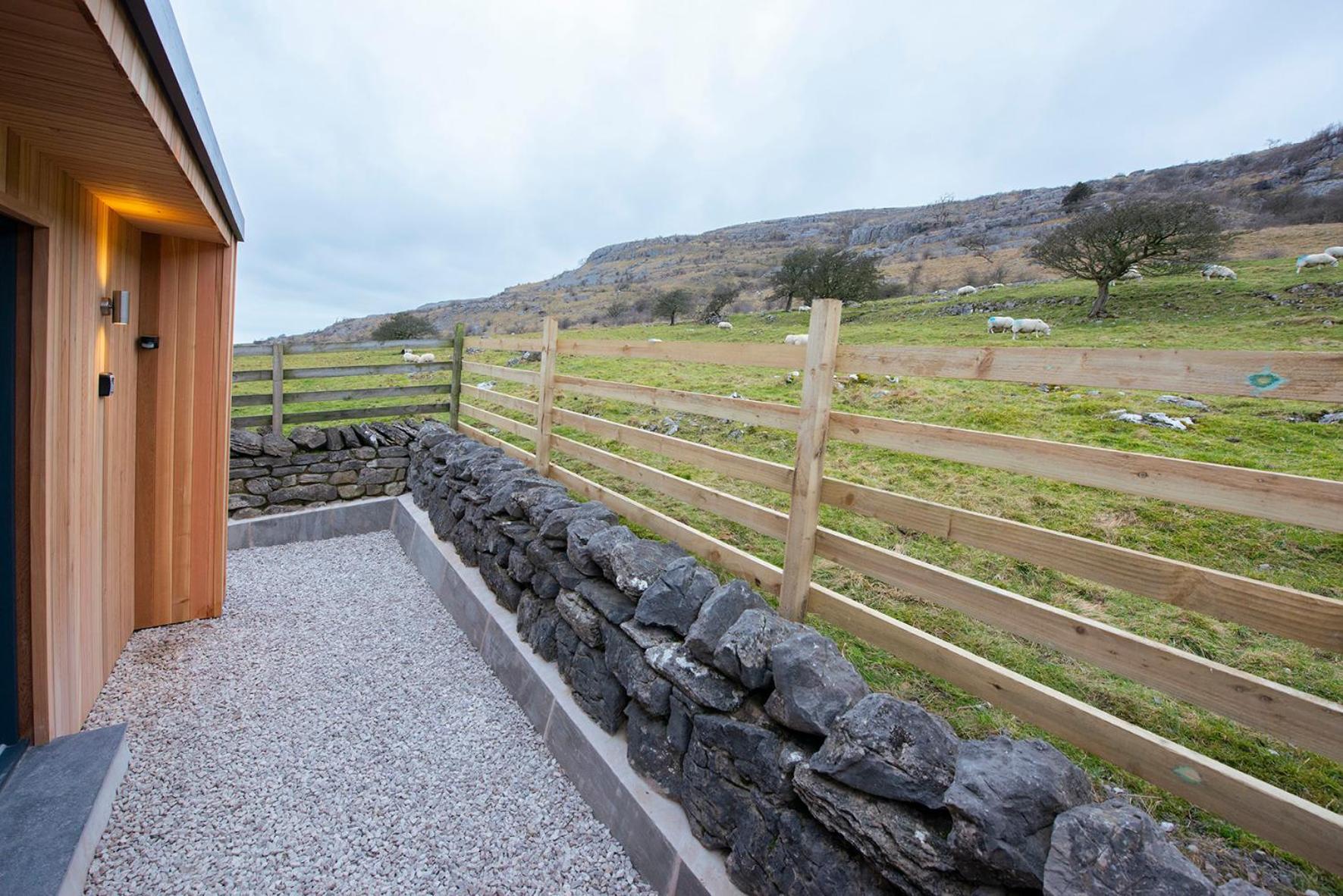 Dalecote Barn Bed & Breakfast Ingleton  Exteriör bild
